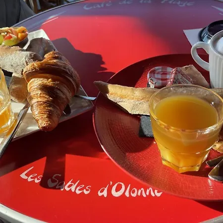Le Patio De La Tour ! 1 Avec Sauna Prive Sur Le Remblai 20m Les Sables-dʼOlonne